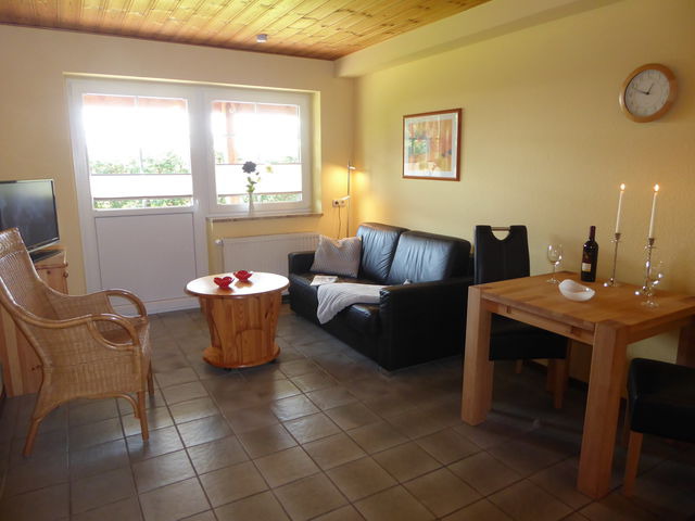 Ferienwohnung in Fehmarn OT Presen - "Ferienhof Rie&szlig;en" Rotes Haus Nr. 42 - Bild 3