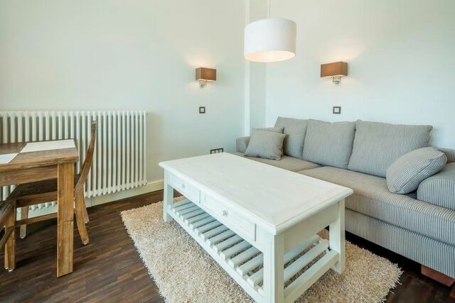 Ferienwohnung in Fehmarn OT Burg - "Villa Anker" 1 Etage - links - Bild 3