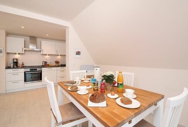 Ferienwohnung in Gr&ouml;mitz - D3 - Haus D&uuml;nenpark K&ouml;nigsberger Allee 12 - FERIENDOMIZIL HOLLICH - Bild 2