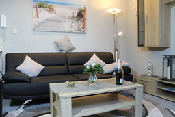 "Im Eichenhof" Whg. 2 - idyllische Dorflage N&auml;he Gr&ouml;mitz! Jetzt mit WLAN!