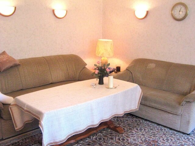 Ferienhaus in Gr&ouml;mitz - Ferienhaus Monika (Haus 8) - viel Platz, 2 Schlafzimmer und Terrasse, strandnahe Lage - Bild 2