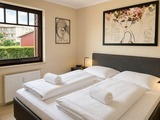 Ferienwohnung in K&uuml;hlungsborn - 9987- Urlaubstr&auml;ume Am Meer, WE 3.4 Strandkorb auf der Terrasse - Bild 7