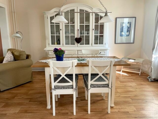 Ferienwohnung in Schleswig - Ferienwohnungen Eva Schnetz - Nr. 1 im Erdgeschoss - Bild 4