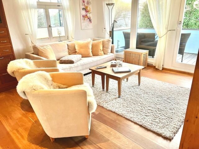 Ferienhaus in Garz - Familienferienhaus R&uuml;genbrise - Gemeinsames Urlauben mit Steg und Boot auf R&uuml;gen - alles inklusive und 5 B&auml;der - Bild 18
