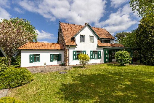 Ferienhaus in Garz - Familienferienhaus R&uuml;genbrise - Gemeinsames Urlauben mit Steg und Boot auf R&uuml;gen - alles inklusive und 5 B&auml;der - Bild 24