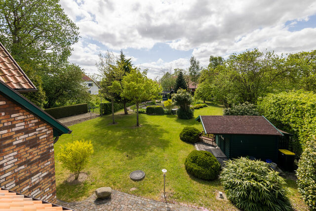 Ferienhaus in Garz - Familienferienhaus R&uuml;genbrise - Gemeinsames Urlauben mit Steg und Boot auf R&uuml;gen - alles inklusive und 5 B&auml;der - Bild 25