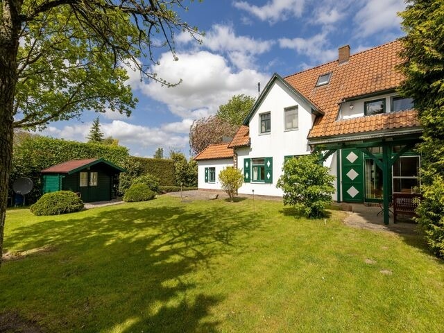 Ferienwohnung in Garz - Ferienwohnung - R&uuml;genbrise am Wasser mit Steg und Paddelboot - alles inklusive - Bild 10