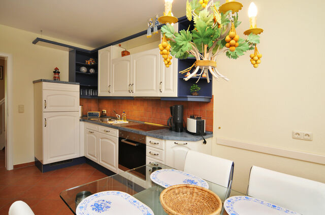 Ferienhaus in Dierhagen - -"Strandvilla - Vier Jahreszeiten" (Doppelhaush&auml;lfte)- - Bild 13