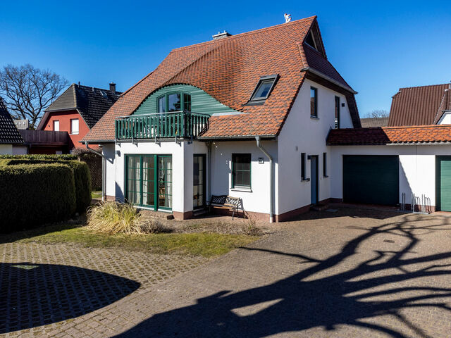 Ferienwohnung in Born a. Dar&szlig; - Haus am kleinen Hafen No 1 - Bild 2