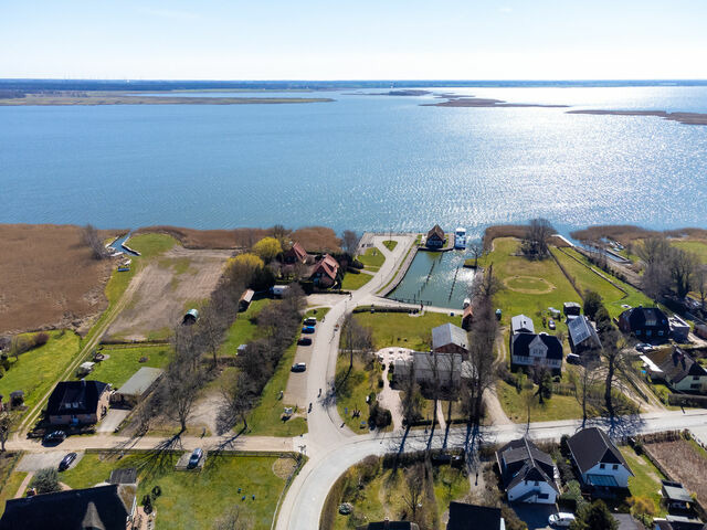 Ferienwohnung in Born a. Dar&szlig; - Strandl&auml;ufer - Bild 2