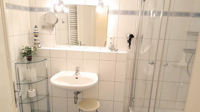 Ferienwohnung in K&uuml;hlungsborn - Miramare - 23-02 - Bild 8