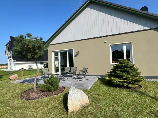 Ferienhaus in Nisdorf OT Altenpleen - FeHa Boddenperle NILO Nisdorf mit Sauna im Badezimmer, E-Ladestation vorhanden - Bild 3