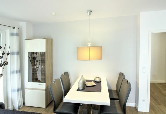 Ferienwohnung in Sellin - Villa Rosa, App. 1 - Bade- & Saunawelt t&auml;glich inklusive - Bild 6