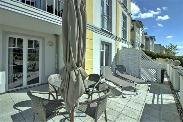 Ferienwohnung in Sellin - Villa Rosa, App. 1 - Bade- & Saunawelt t&auml;glich inklusive - Bild 9