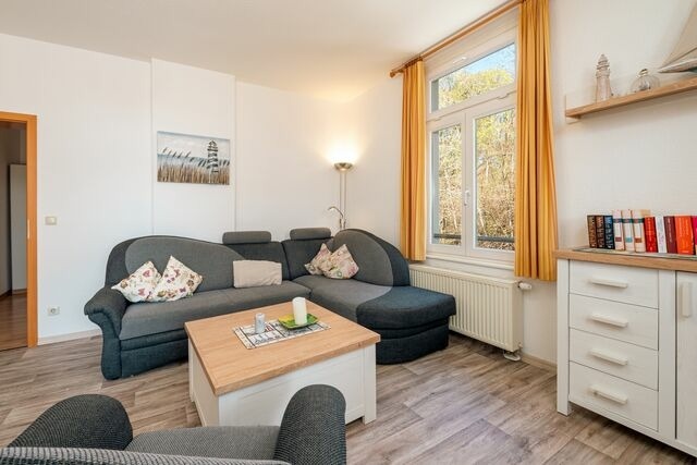 Ferienwohnung in Sellin - Villa Odin, Sonnenseite - Bade- & Saunawelt t&auml;glich inklusive - Bild 2