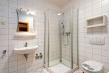 Ferienwohnung in Sellin - Villa Odin, Sonnenseite - Bade- & Saunawelt t&auml;glich inklusive - Bild 5