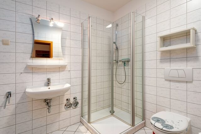 Ferienwohnung in Sellin - Villa Odin, Sonnenseite - Bade- & Saunawelt t&auml;glich inklusive - Bild 5