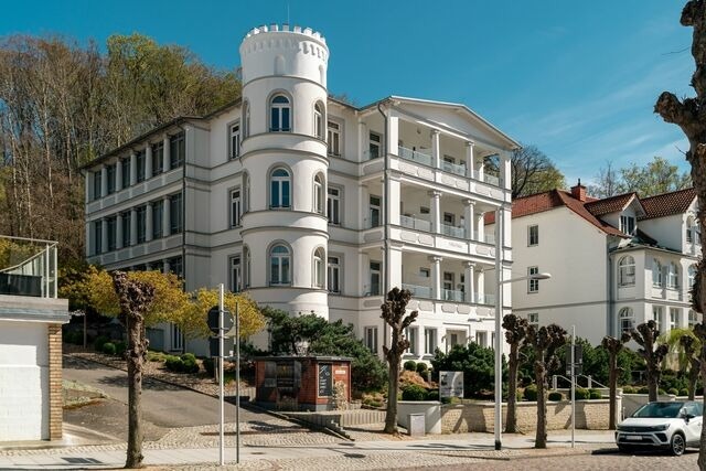 Ferienwohnung in Sellin - Villa Odin, Sonnenseite - Bade- & Saunawelt t&auml;glich inklusive - Bild 11