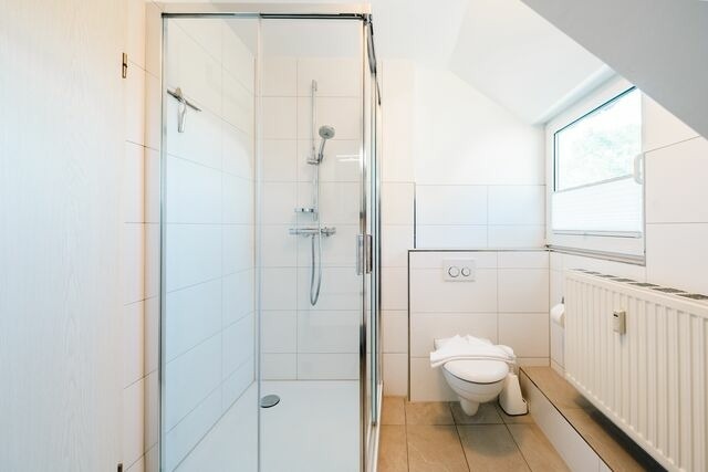 Ferienwohnung in Lobbe - Strandhaus Lobbe, Mohnblume Nr. 20 - Bade- & Saunawelt t&auml;glich inklusive - Bild 15