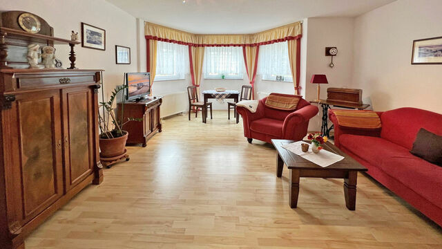 Ferienwohnung in G&ouml;hren - Villa Vivien, Ostsee H&uuml;hnergott App. 3 - Bade- & Saunawelt t&auml;glich inklusive - Bild 3