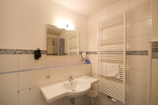 Ferienwohnung in G&ouml;hren - Villa Karina, Whg. 6 - Bild 12