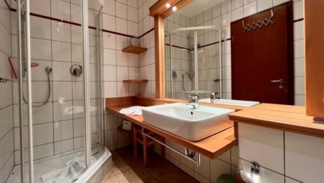 Ferienwohnung in Sellin - Villa Sonneck, App. 21 - Bade- & Saunawelt t&auml;glich inklusive - Bild 11