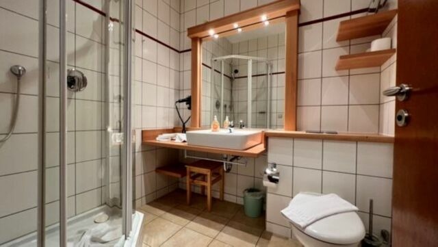 Ferienwohnung in Sellin - Villa Sonneck, App. 21 - Bade- & Saunawelt t&auml;glich inklusive - Bild 12